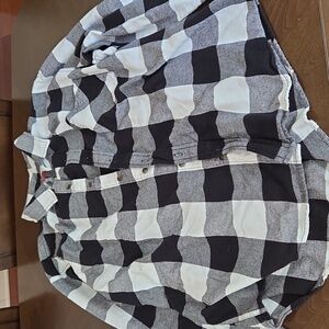 Arizona Jean Company Black and White Plaid Shirt